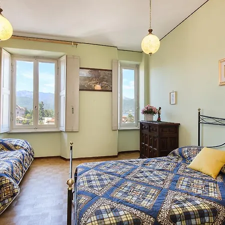 Apartament In Edvina Baveno